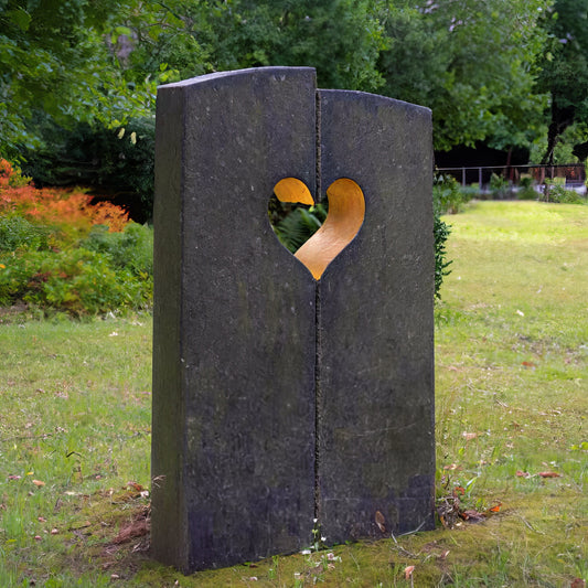 Gedenkstein mit Herz aus Granit online kaufen
