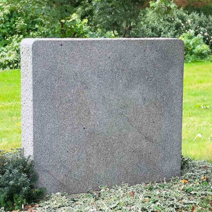 Breitsteine bzw. Familiengrabsteine - DeinSteinmetz.de