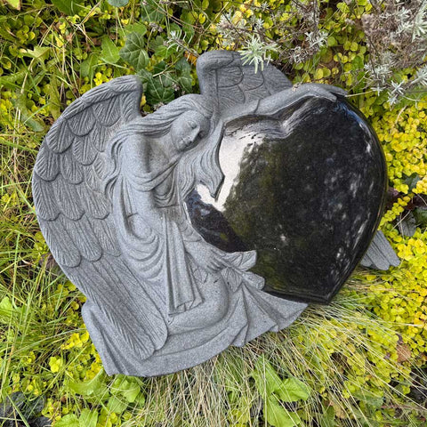 Engelgrabstein, Liegestein, Grabkissen, Kissenstein, Granit günstig online kaufen