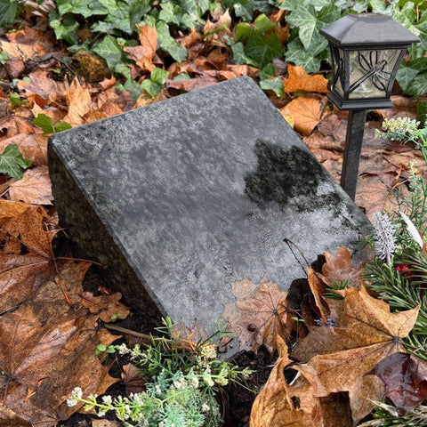 Grabstein Acamar (Pultstein, Keilstein) DeinSteinmetz.de