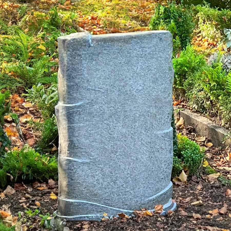 "Mekbuda" - Grabstein, Grabsteine, Liegestein, Grabeinfassung, Gravur, Preis, online kaufen, Kosten Hauptbild